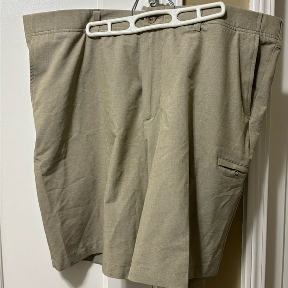 Haggar Men’s Shorts - Picture 1 of 4